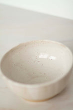 Load image into Gallery viewer, miss anna medium bowls with scallops *handmade ceramic bowls*
